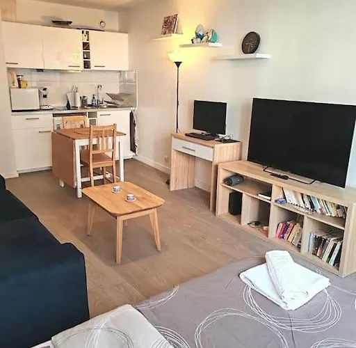 Appartement équipé - Calme - Est